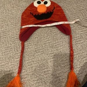 Best 25+ Deals for Elmo Hat | Poshmark